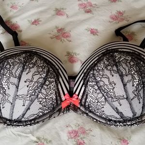 Victoria's Secret bra